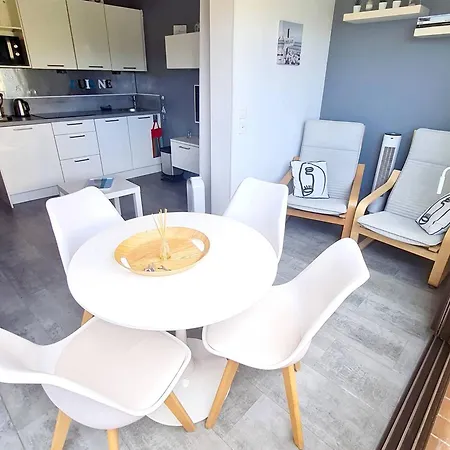 Appartement Six-fours-les-plages, 2 Pièces, 4 Personnes - Fr-1-316-274